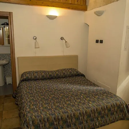 Vecchia Diffuso Mottola