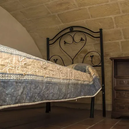 Vecchia Diffuso מוטולה